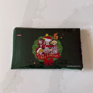 POP MART LABUBU- Apple of My Eye Series: Felt Storage Box Green New!